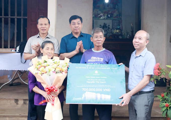 Nguyễn Thị Oanh đã được một doanh nghiệp tặng căn hộ 700 triệu đồng