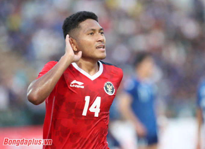 U22 Indonesia đấu U22 Việt Nam ở bán kết - Ảnh: Đức Cường