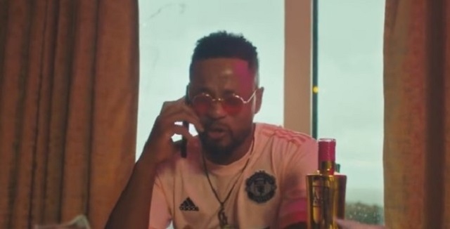 Evra đã được thỏa đam mê làm rapper