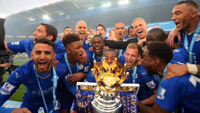 Leicester ăn mừng chức vô địch Premier League 2015/16
