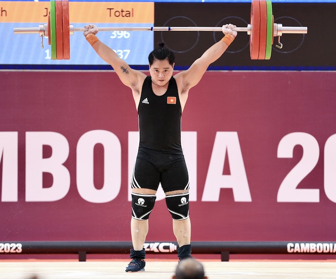 Quốc Toàn giành HCV hạng 89 kg và phá 3 kỷ lục SEA Games. Ảnh: Đức Cường