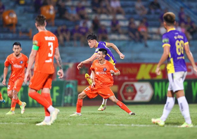 Nguyễn Văn Trường sẽ không di chuyền cùng Hà Nội FC vào Bình Dương