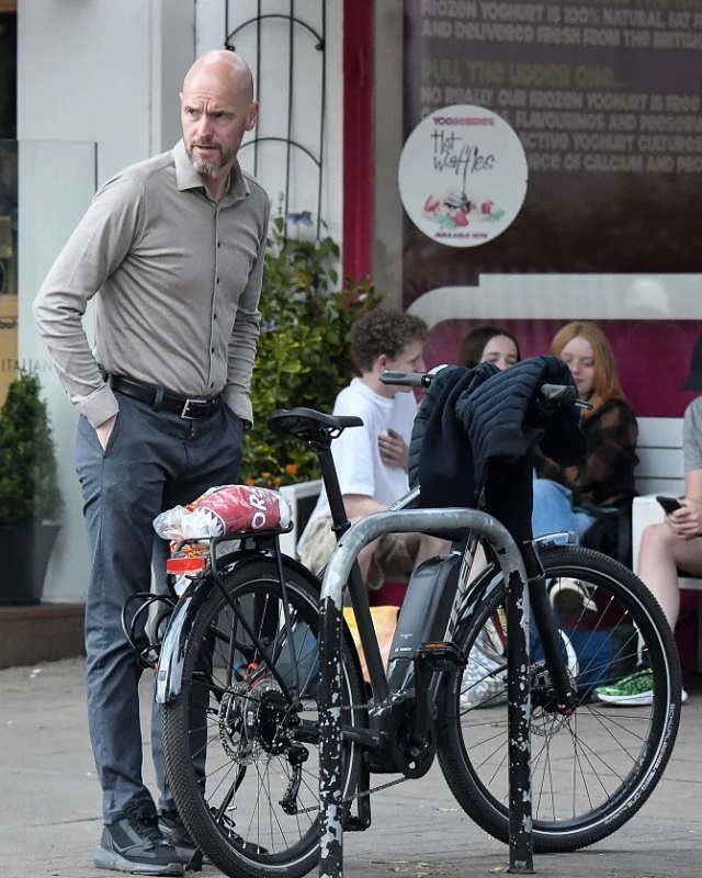 Vị HLV người Hà Lan có sở thích đạp xe từ nhiều năm nay