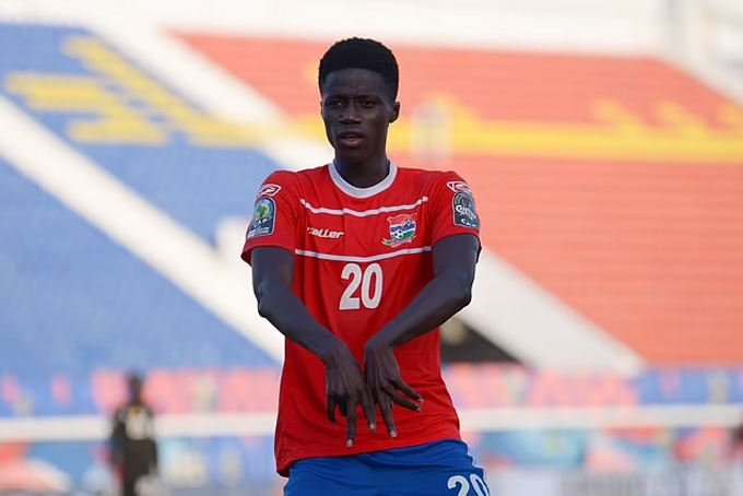 Bojang đang tỏa sáng trong màu áo U20 Gambia