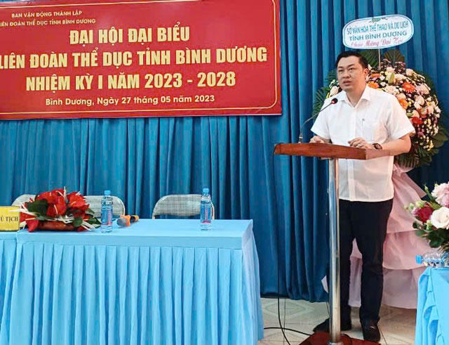Ông Cao Văn Chóng-PGĐ Sở Văn hóa, Thể thao và Du lịch phát biểu chỉ đạo tại Đại hội