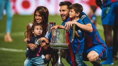 Xin học cho con tại Barcelona, Messi đã chọn được bến đỗ mới?