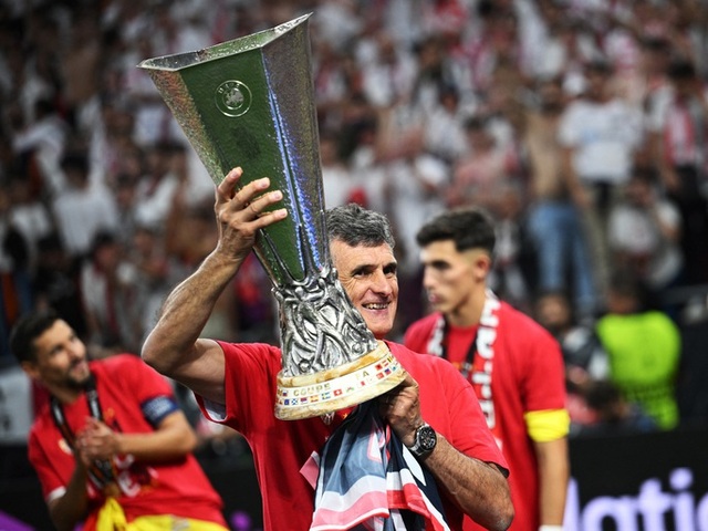 Sevilla sinh ra để thống trị ở Europa League