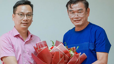 Rời ghế HLV trưởng, ông Phan Thanh Hùng giữ chức mới ở SHB Đà Nẵng 