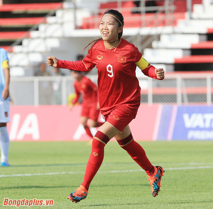 Huỳnh Như kỳ vọng vào đợt tập huấn trước World Cup nữ 2022