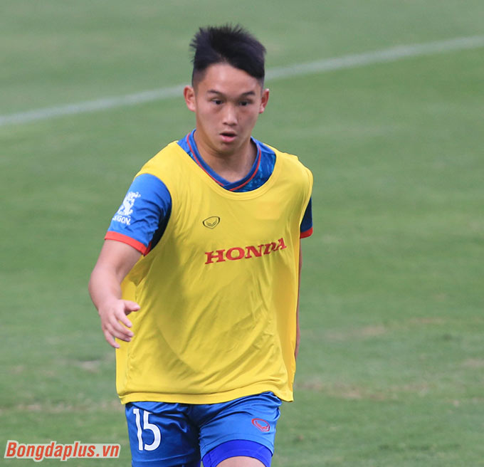 Andrej Nguyễn được thử sức trong 2 trận đấu của U23 và ĐT Việt Nam gặp Công an Hà Nội và Hải Phòng - Ảnh: Đức Cường
