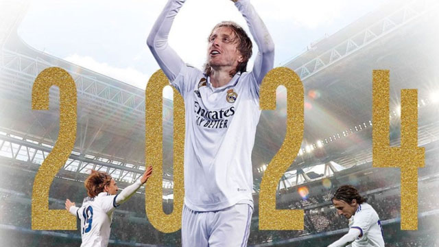 Modric vừa gia hạn hợp đồng với Real