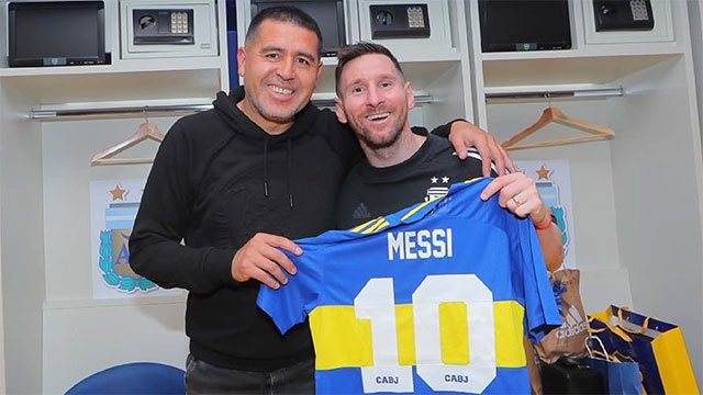 Riquelme cảm kích vì Messi đã có mặt khi anh cần