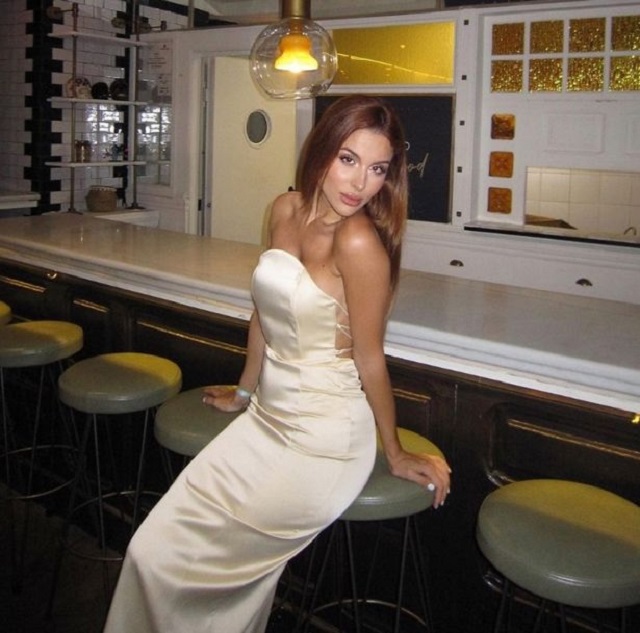 Reitx khẳng định tất cả các cầu thủ bóng đá đều làm quen bằng cách gửi biểu tượng cảm xúc ngọn lửa