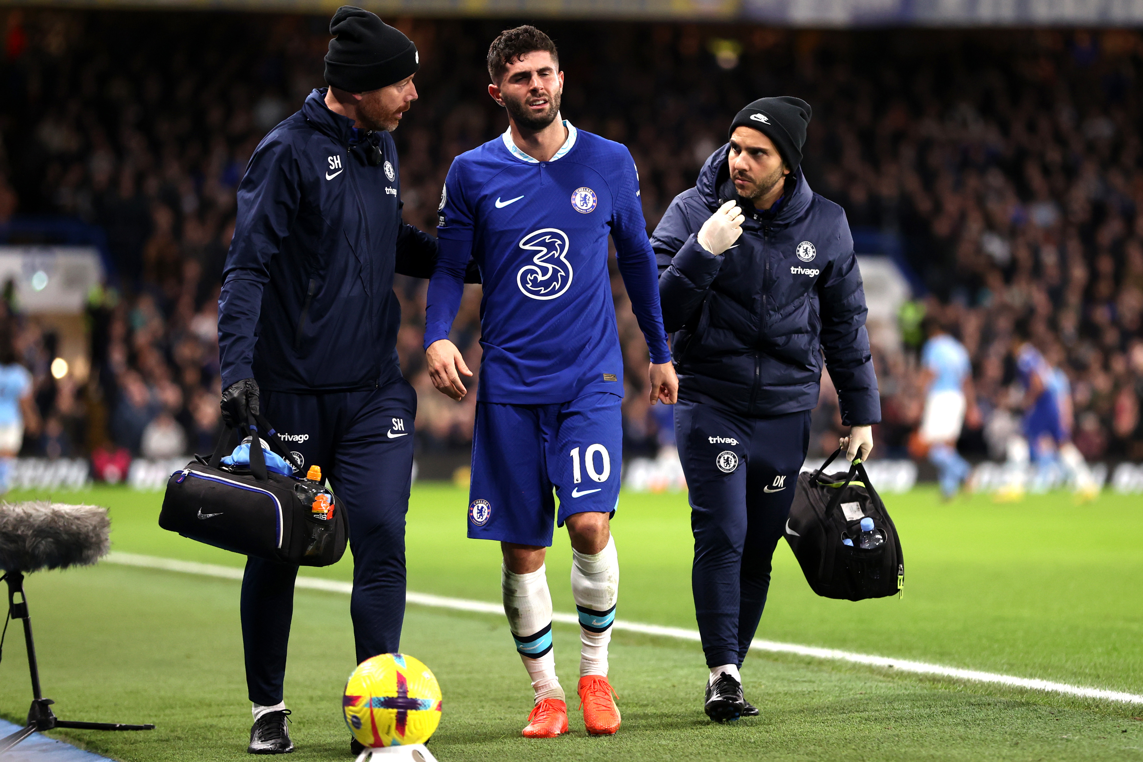 Chấn thương khiến Pulisic không thể thành công trong nền bóng đá thể lực của Premier League