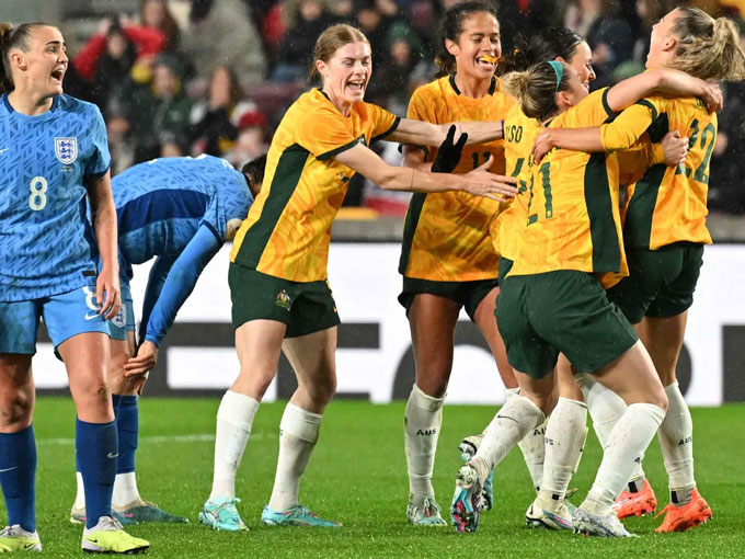 ĐT nữ Australia từng đánh bại ĐT nữ Anh với tỷ số 2-0