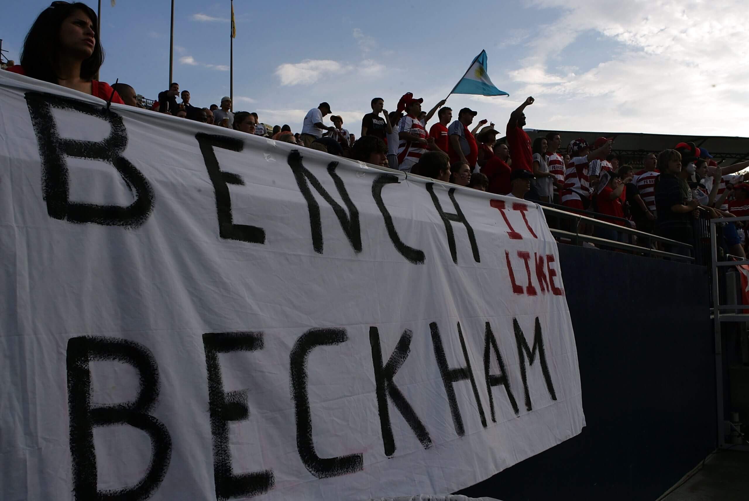 Fan Mỹ chào đón Beckham như một siêu sao giải trí
