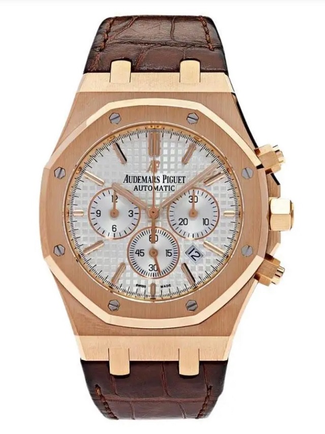 Chiếc Audemars Piguet của quý ông có giá hơn 50 nghìn bảng