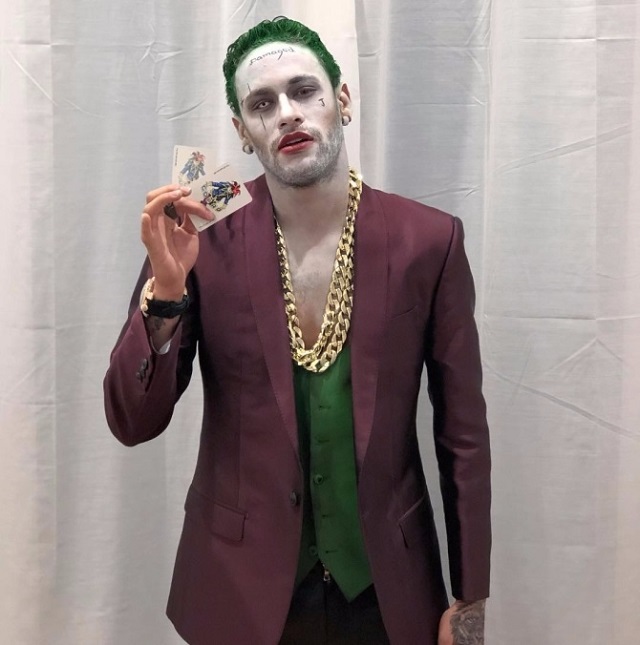Neymar đeo chiếc Rolex "mắt hổ" trong ngày Halloween