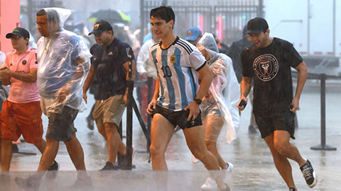 Nóng: Lễ ra mắt Inter Miami của Messi bị hoãn vì thời tiết quá xấu