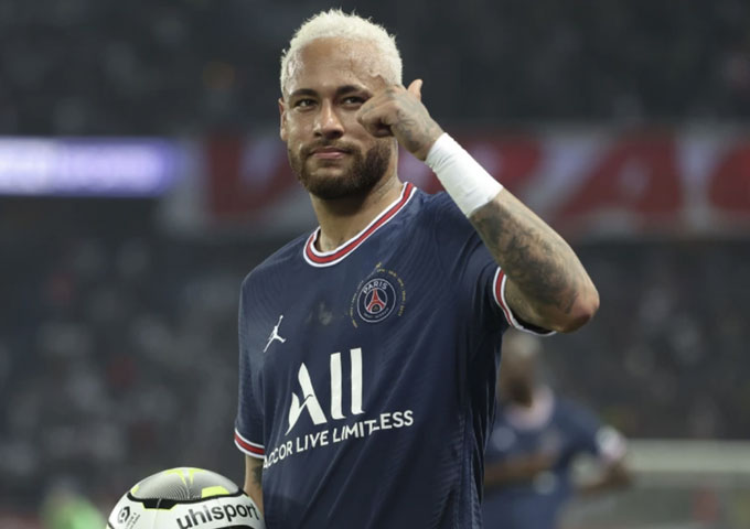 Neymar tuyên bố sẽ không rời PSG trong mùa Hè này