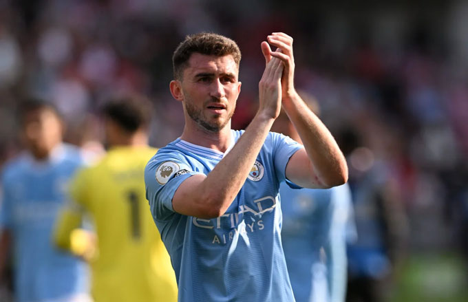 Crystal Palace muốn mua Laporte