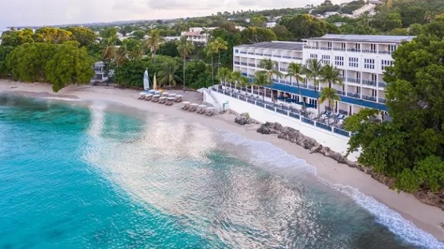 Khách sạn 4 sao Waves and Spa ở Barbados