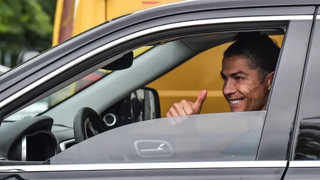 Ronaldo sở hữu dàn siêu xa đắt giá