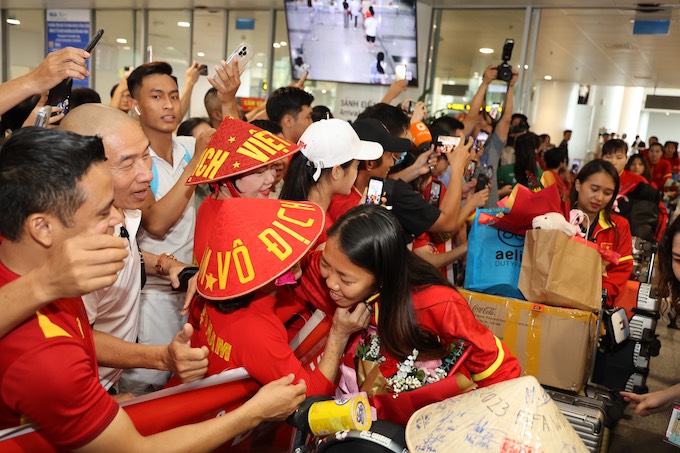 Vừa trở về từ World Cup 2023, Huỳnh Như và các đồng đội chuẩn bị bước vào đợt tập trung mới. Ảnh: Đức Cường