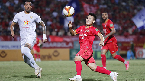 Trận ‘derby’ Thủ đô đặc biệt của Quang Hải