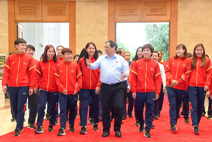 Thủ tướng Phạm Minh Chính gặp mặt Đội tuyển Bóng đá nữ quốc gia Việt Nam tham dự Vòng chung kết Giải Bóng đá nữ thế giới 2023 (World Cup 2023)