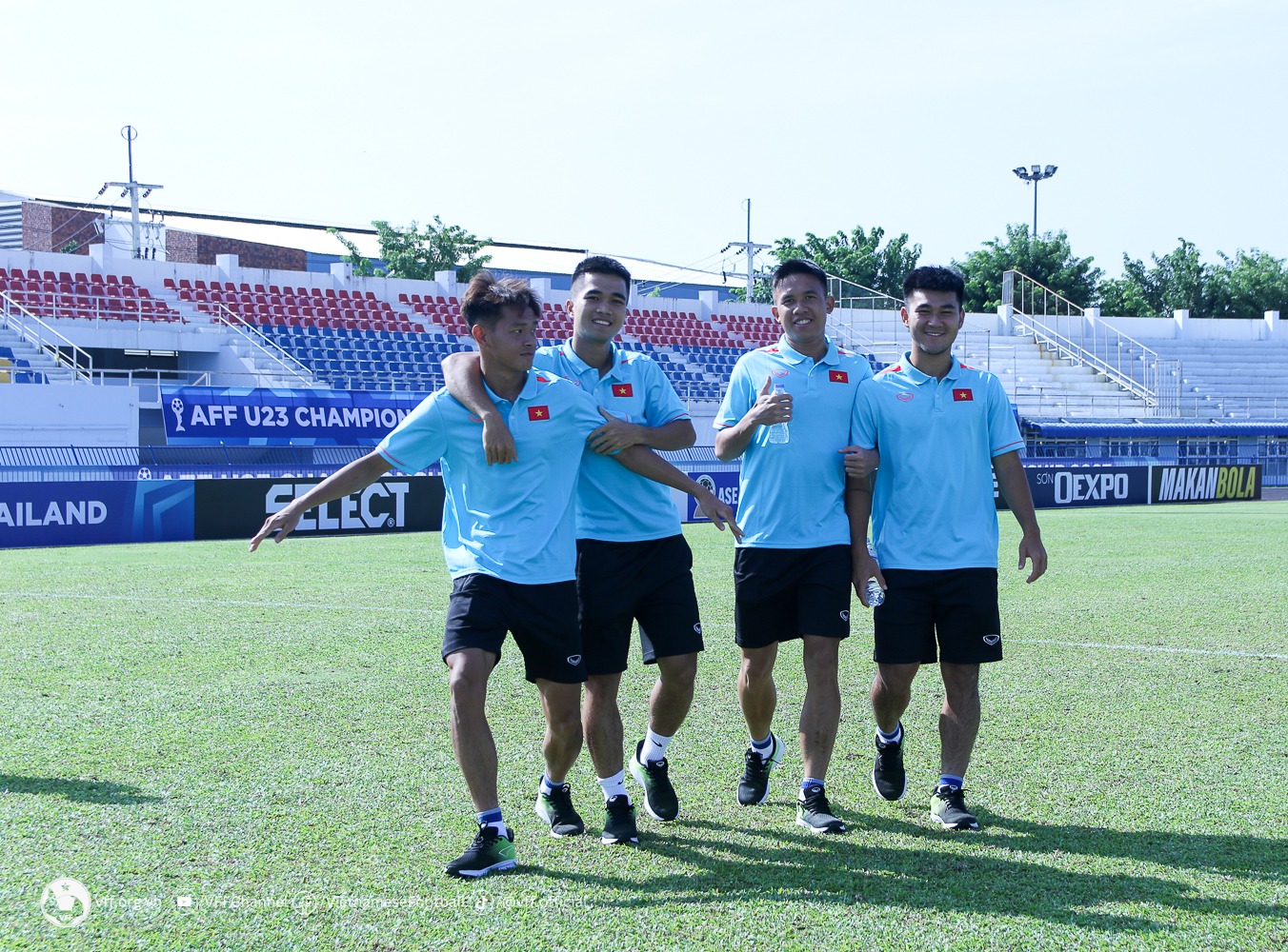 U23 Việt Nam đã di chuyển đến Rayong, làm quen SVĐ, trước khi có trận ra quân gặp Lào vào ngày mai.