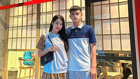 Trung vệ tuổi teen U23 Việt Nam hẹn hò với 'chân dài' miên man Hà thành 