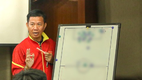 HLV Hoàng Anh Tuấn đã đánh lạc hướng U23 Malaysia như thế nào?