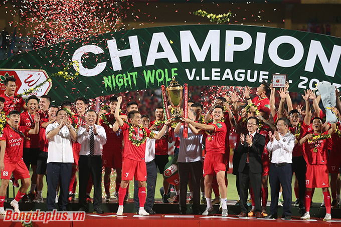 CLB Công an Hà Nội phải chờ đến vòng đấu cuối cùng để vô địch V.League 2023 - Ảnh: Đức Cường
