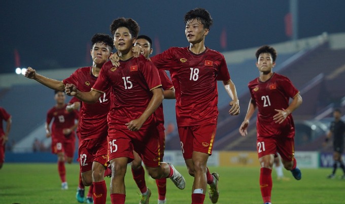 U18 Việt Nam sẽ có cơ hội được cọ xát với Maroc, Hàn Quốc và Ukraine tại Seoul Cup tháng 10 tới.