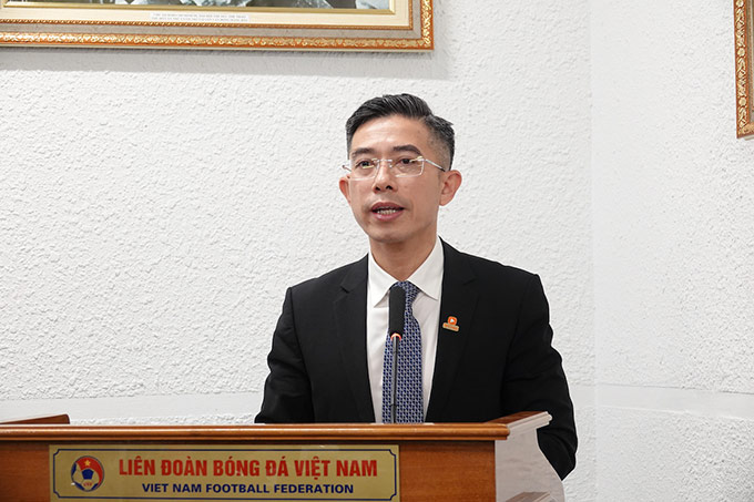 Ông Hoàng Việt Anh khẳng định FPT Play hân hạnh là đối tác đồng hành cùng VPF một cách tin cậy và lâu dài - Ảnh: VFF 