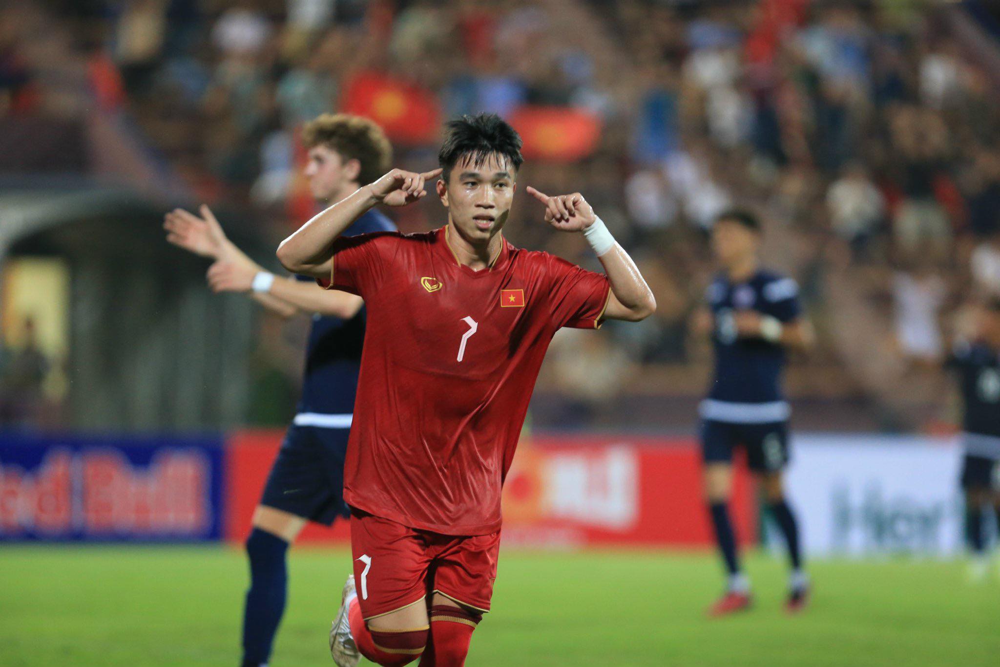 Lê Văn Đô ghi bàn sau những phút đầy khó khăn của U23 Việt Nam - Ảnh: Đức Cường
