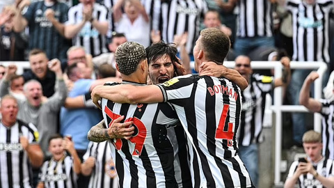 Newcastle công bố danh sách dự Champions League với nhiều bất ngờ