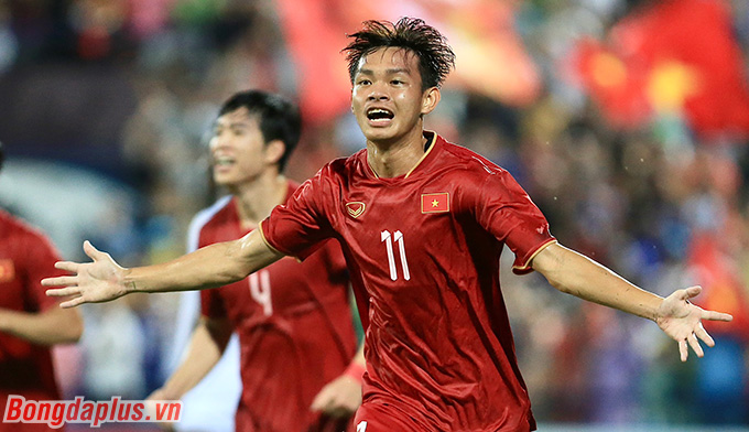 U23 Việt Nam có bàn thắng duy nhất nhờ pha đánh đầu của Vĩ Hào - Ảnh: Đức Cường