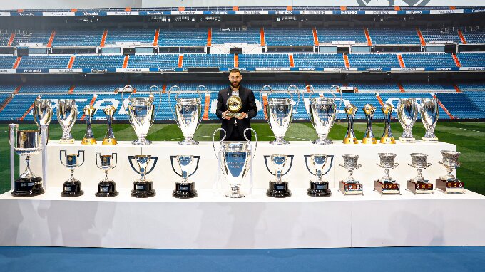 Benzema là cầu thủ giành nhiều danh hiệu nhất lịch sử Real Madrid.