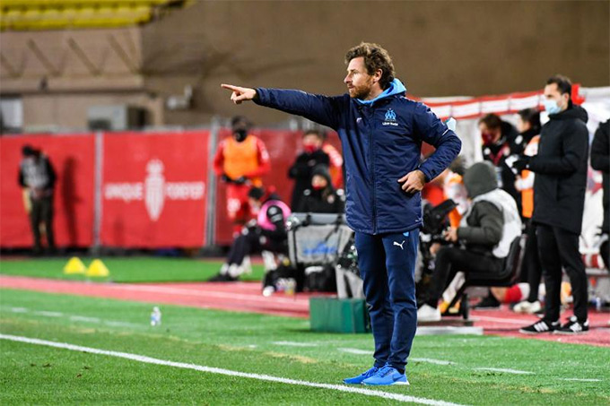 HLV Andre Villas-Boas từng khiến Chelsea phải chi 15 triệu euro cho Porto ở Hè 2011.