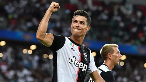 Ronaldo kiện Juventus đòi tiền