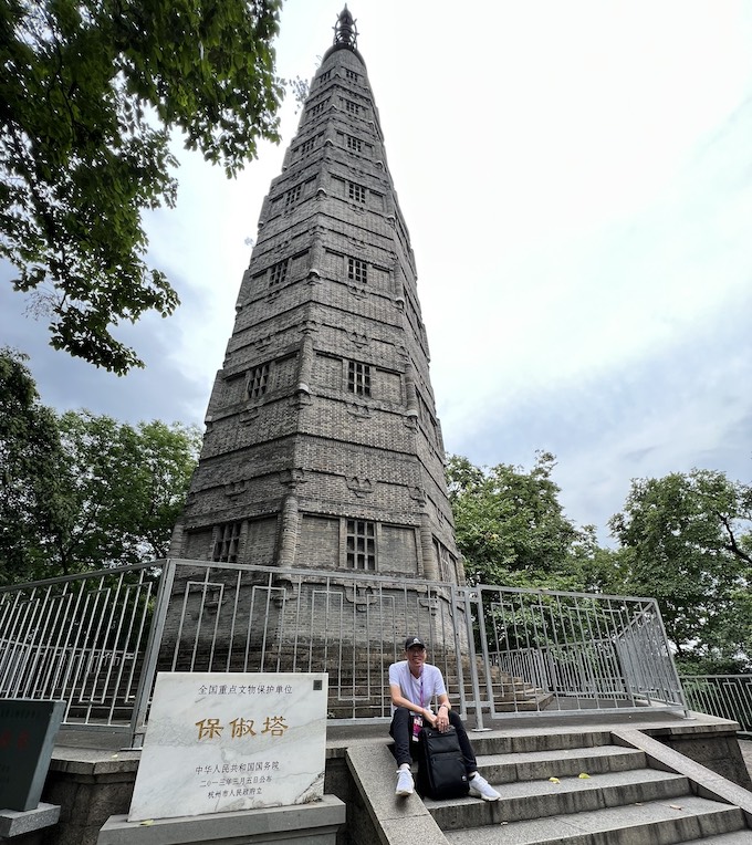 Một ngôi tháp rất nổi tiếng trong khu vực chùa Baochu. Ảnh: Tuấn Thành