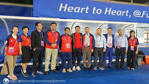 Thứ trưởng Hoàng Đạo Cương thăm ĐT Olympic Việt Nam