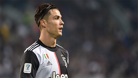 Ronaldo quyết ăn thua đủ với Juventus