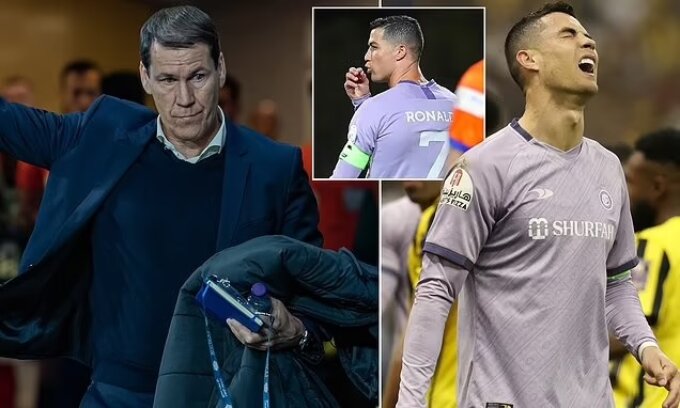 Rudi Garcia bay ghế ở Al Nassr vì quyền lực của Cristiano Ronaldo.