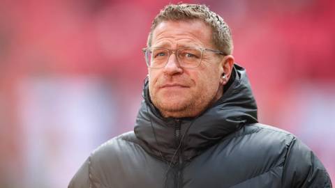 RB Leipzig chia tay đầu não trước đại chiến với City