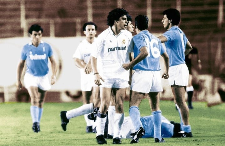 Trận đấu đầy bạo lực trên sân Bernabeu không có khán giả giữa Real và Napoli năm 1987