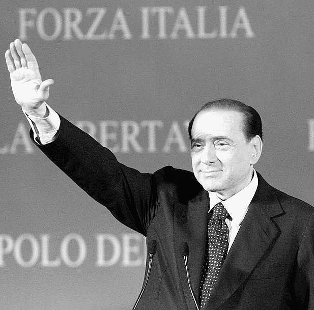 Silvio Berlusconi cho rằng việc Maradona bị loại khỏi những trận đấu hay nhất châu Âu là “sự lỗi thời của lịch sử”