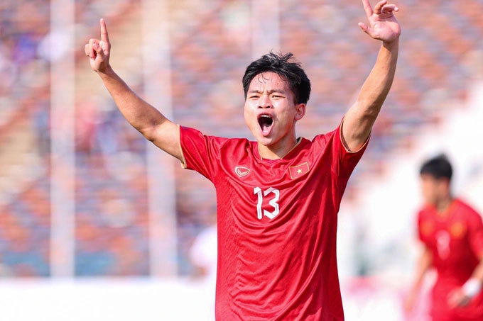 Tuy không thể giành chiến thắng trước  U21 PVF CAND ở lượt trận chung kết, thế nhưng Hồ Văn Cường cùng đồng đội đã có một mùa giải ấn tượng tại U21 quốc gia. 